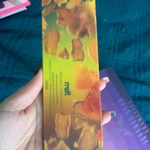 Limited edition four twenty pallet melt